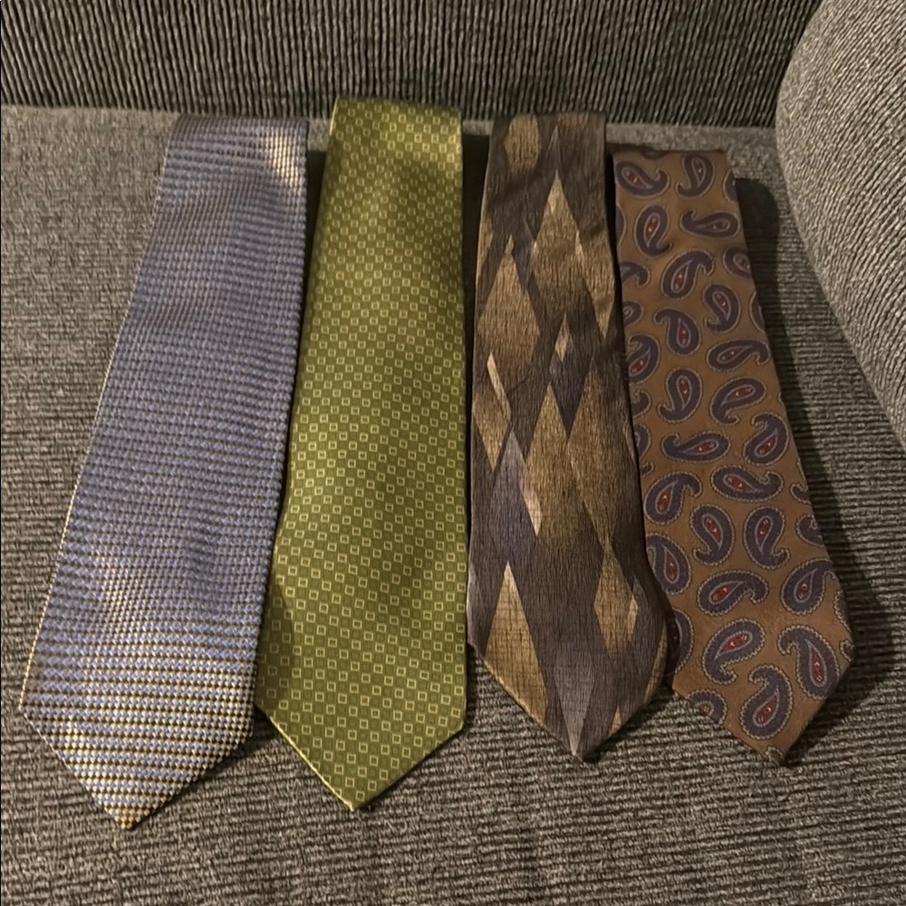 Men's Assorted Patterned Ties - Set of 4